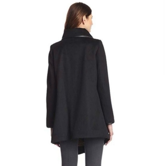 Betsey Johnson Black Brushed Wool Fold-Over Neck Drape Coat Asymmetric Hem Sz 4 - Picture 2 of 16